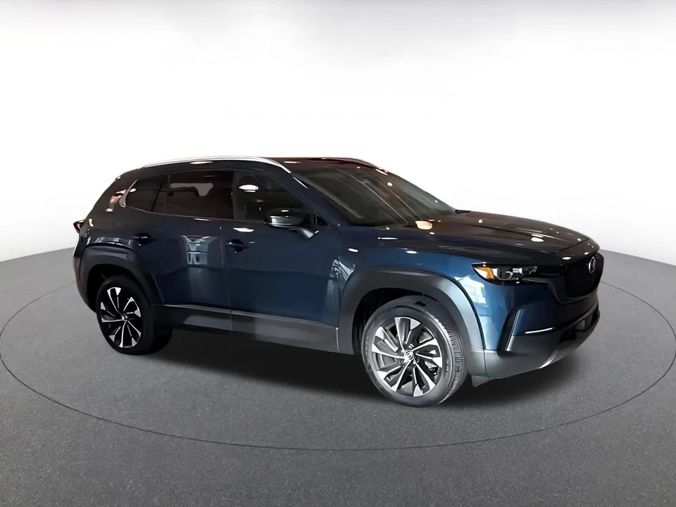 2025 Mazda CX-50 - Image 2 of 31