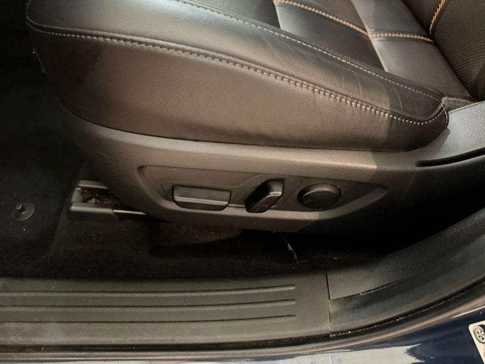 2025 Mazda CX-50 - Image 24 of 31