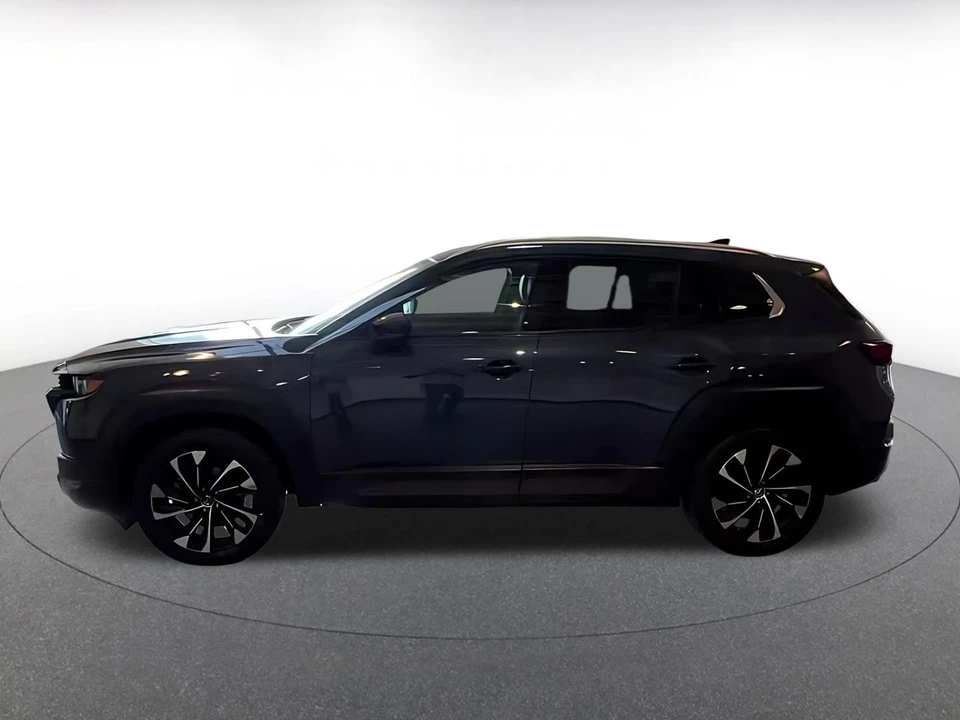 2025 Mazda CX-50 - Image 11 of 31