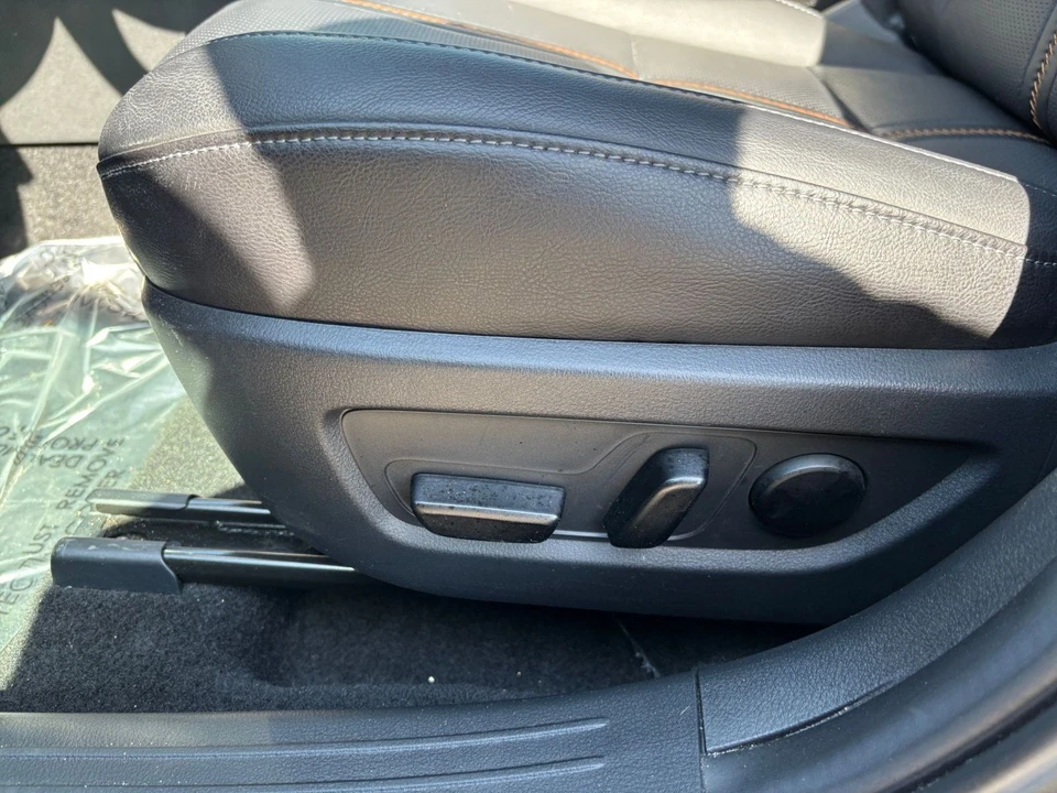 2025 Mazda CX-50 - Image 19 of 31