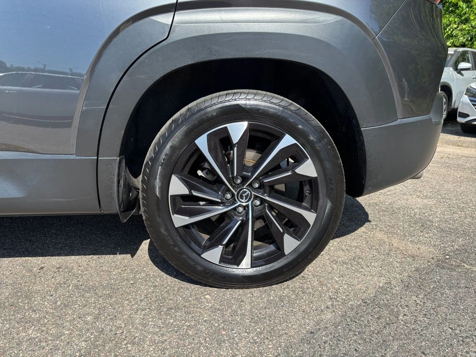 2025 Mazda CX-50 - Image 26 of 31