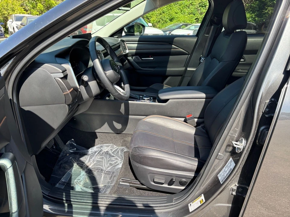 2025 Mazda CX-50 - Image 29 of 31