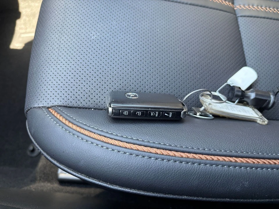 2025 Mazda CX-50 - Image 22 of 31