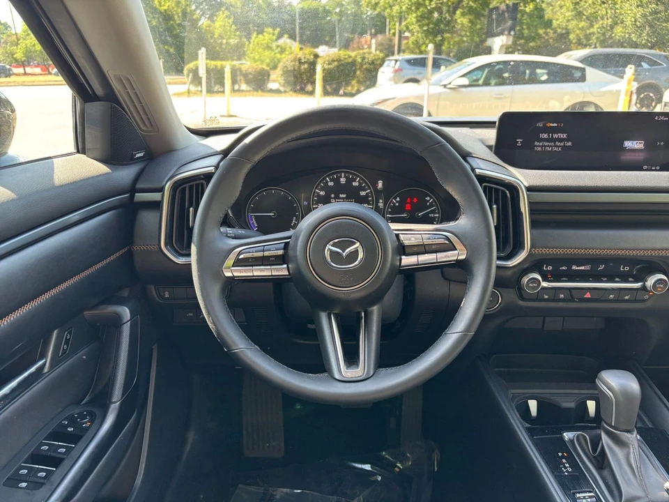 2025 Mazda CX-50 - Image 30 of 31