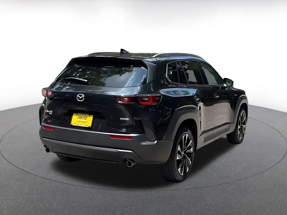 2025 Mazda CX-50 - Image 17 of 31