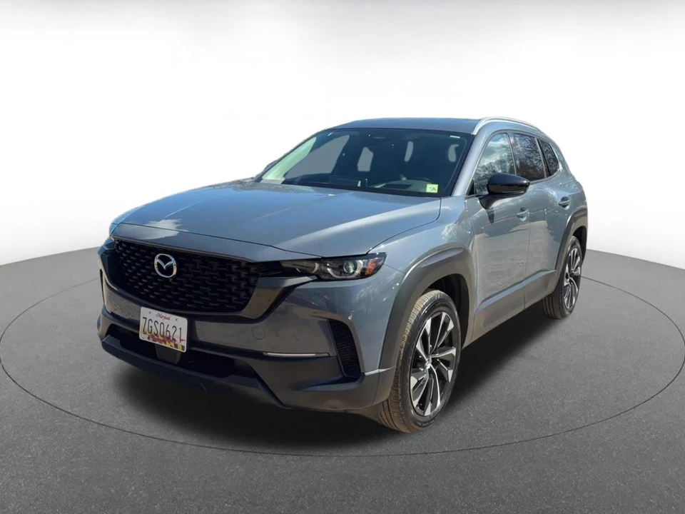 2025 Mazda CX-50 - Image 8 of 31