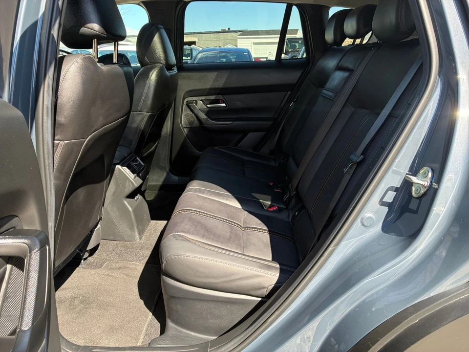 2025 Mazda CX-50 - Image 24 of 31