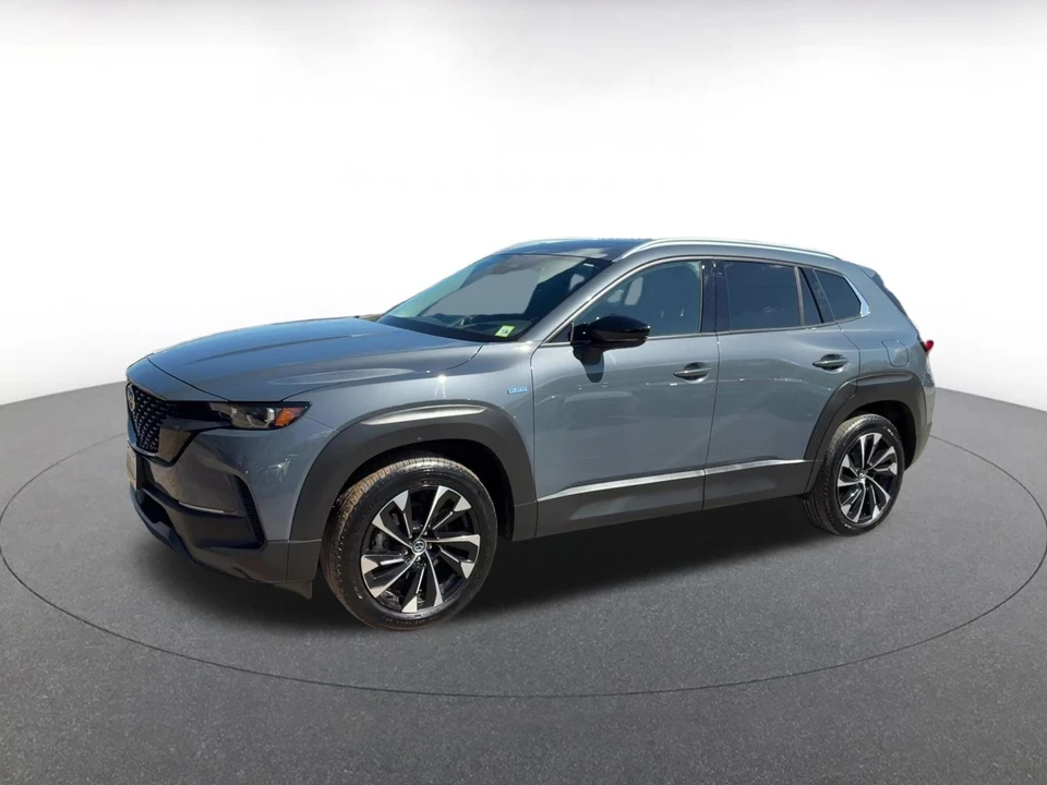 2025 Mazda CX-50 - Image 7 of 31