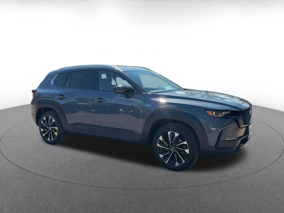 2025 Mazda CX-50 - Image 2 of 31
