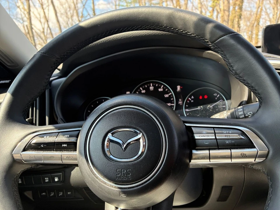 2025 Mazda CX-50 - Image 26 of 31
