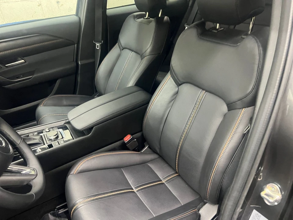 2025 Mazda CX-50 - Image 30 of 31