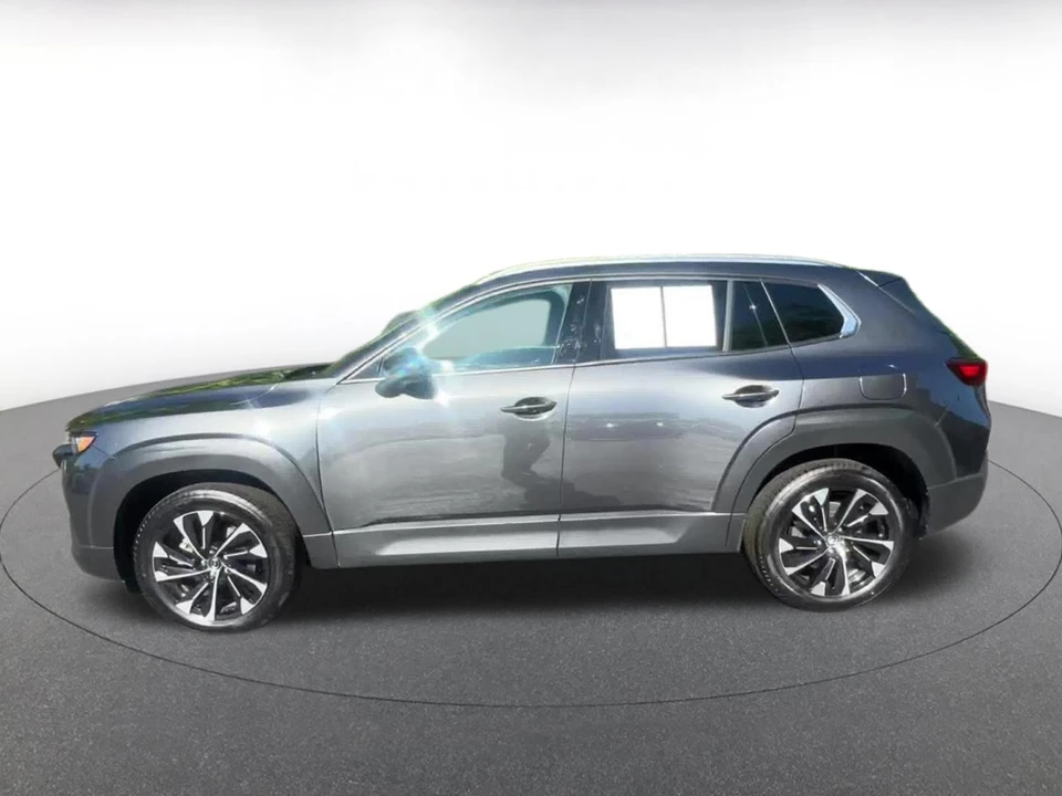 2025 Mazda CX-50 - Image 7 of 31