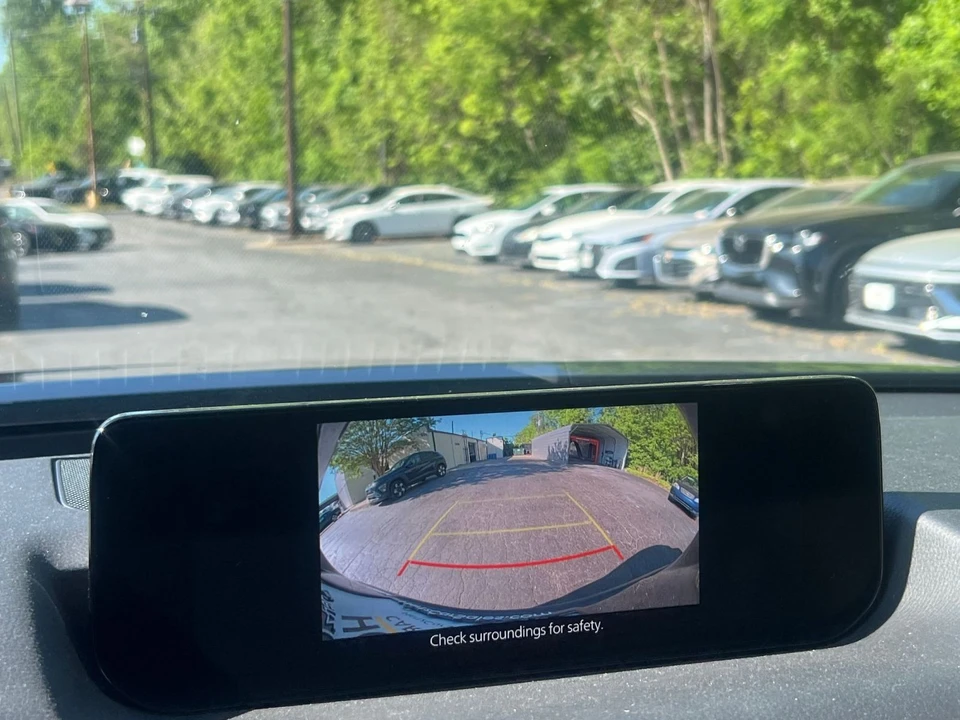 2025 Mazda CX-50 - Image 19 of 31