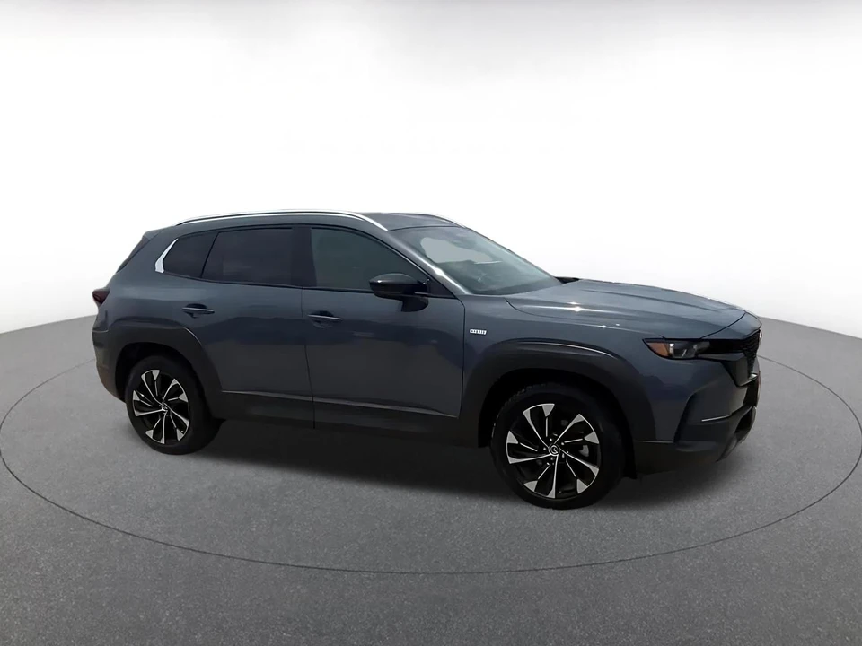 2025 Mazda CX-50 - Image 2 of 31
