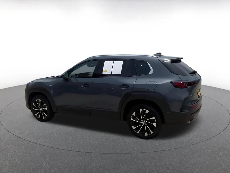 2025 Mazda CX-50 - Image 12 of 31