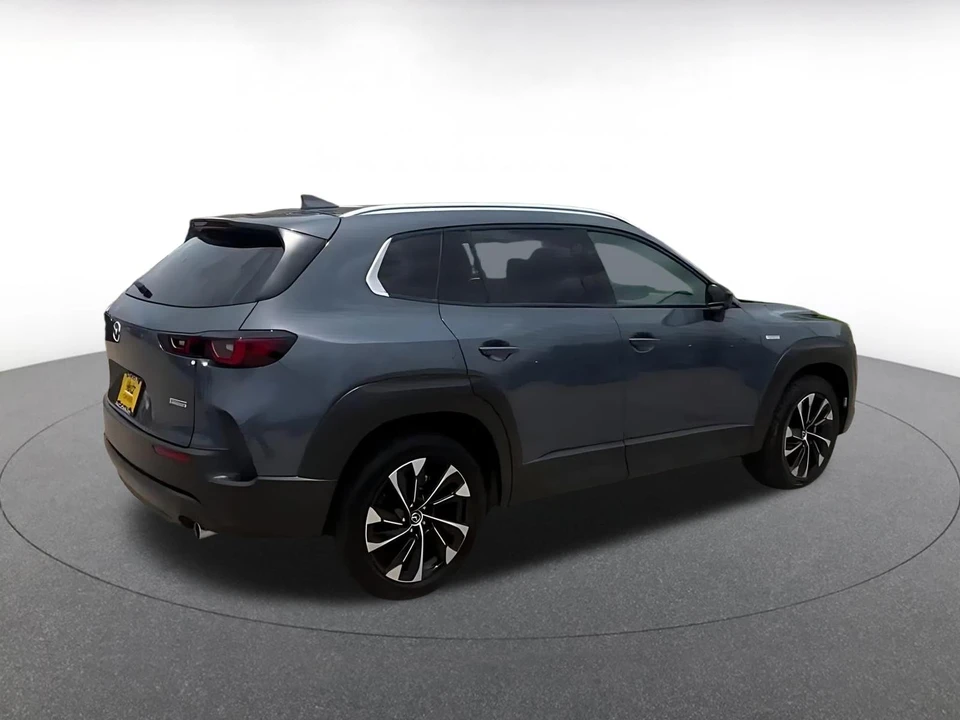 2025 Mazda CX-50 - Image 16 of 31