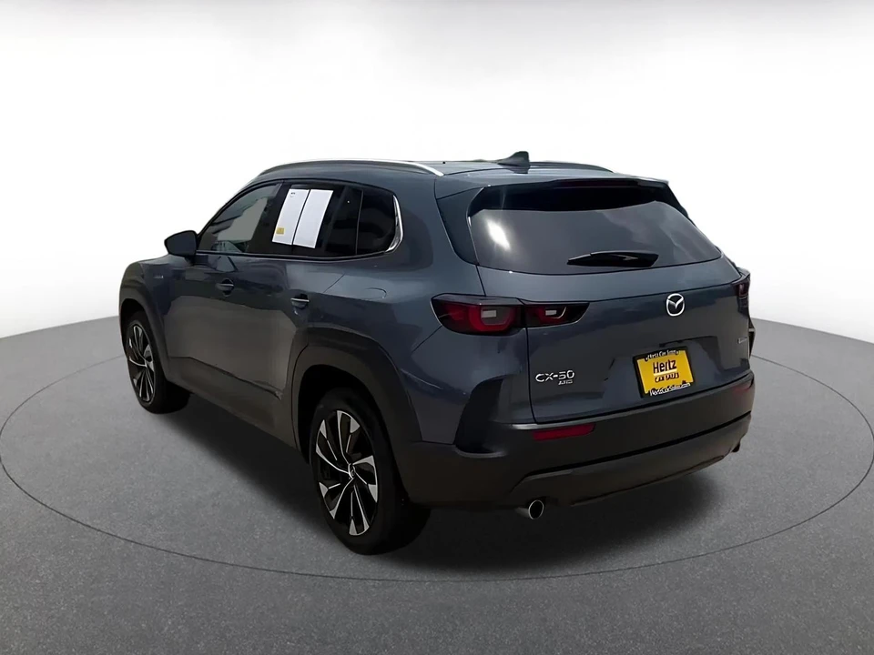 2025 Mazda CX-50 - Image 13 of 31