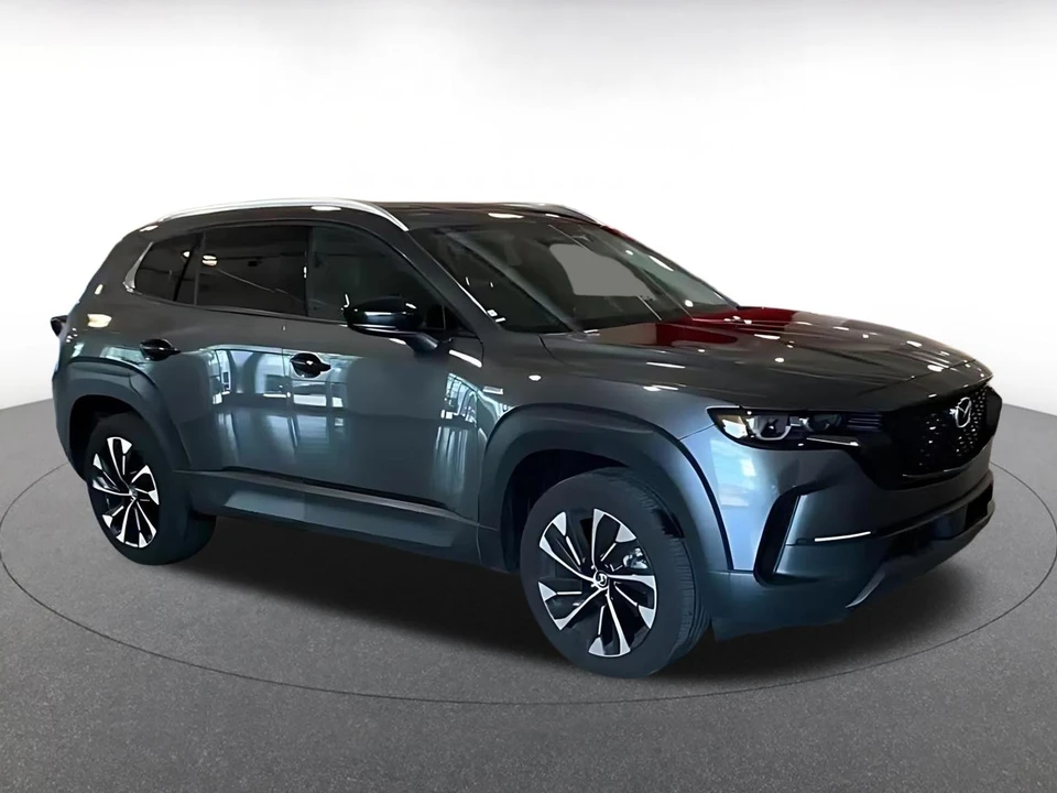 2025 Mazda CX-50 - Image 3 of 31