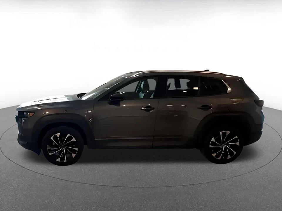 2025 Mazda CX-50 - Image 4 of 31