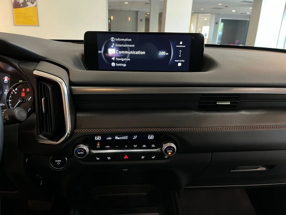 2025 Mazda CX-50 - Image 14 of 31