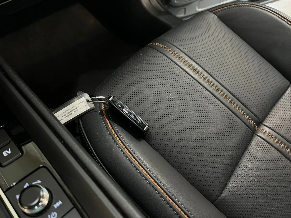 2025 Mazda CX-50 - Image 17 of 31