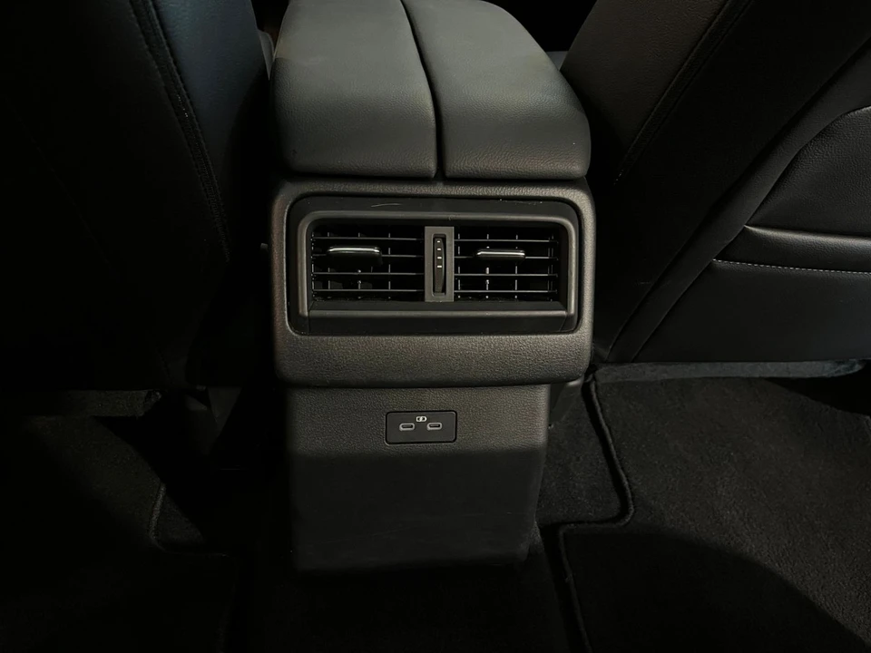 2025 Mazda CX-50 - Image 20 of 31