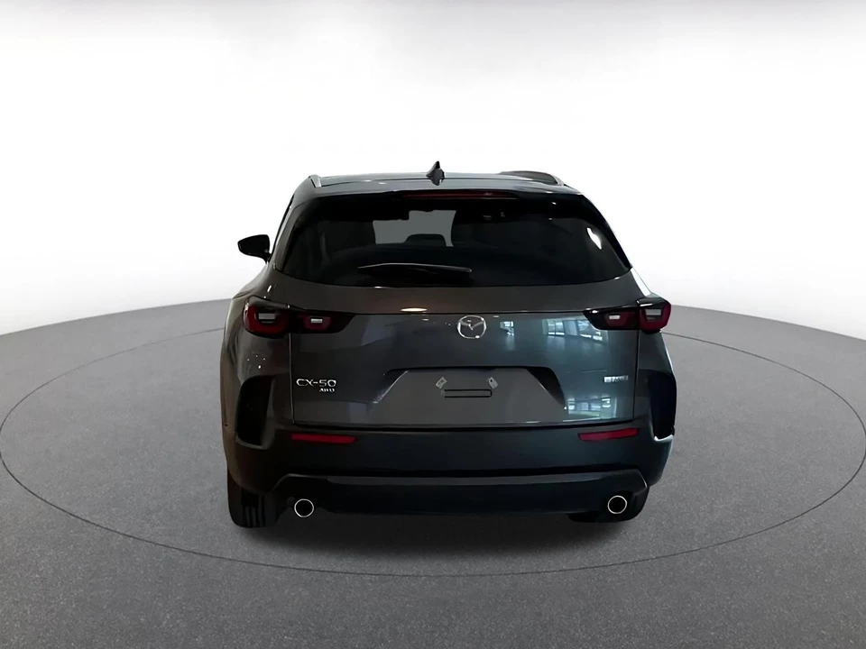 2025 Mazda CX-50 - Image 8 of 31