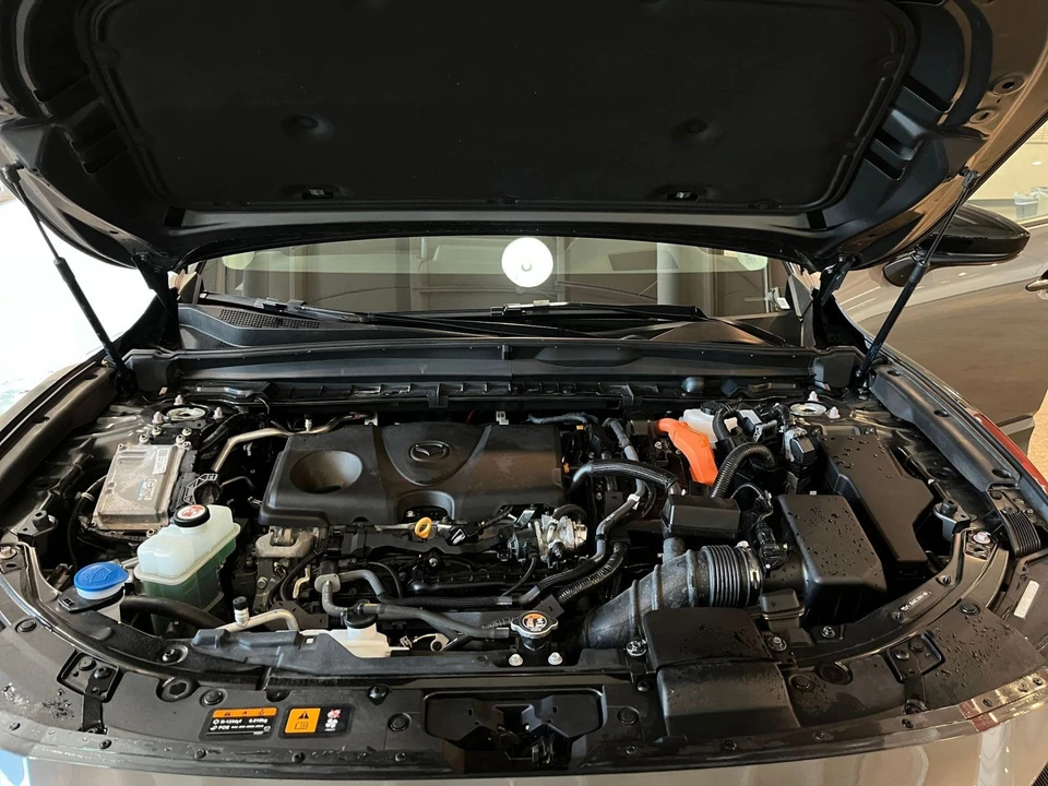 2025 Mazda CX-50 - Image 29 of 31