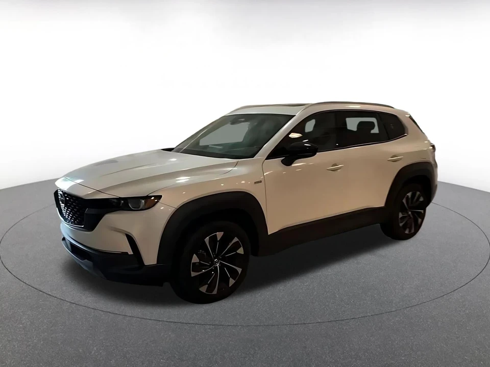2025 Mazda CX-50 - Image 11 of 31