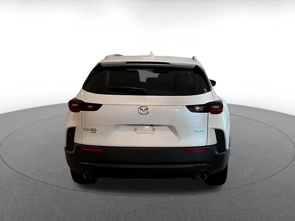 2025 Mazda CX-50 - Image 8 of 31
