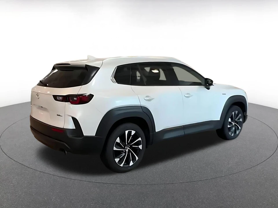 2025 Mazda CX-50 - Image 16 of 31