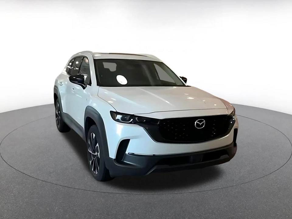 2025 Mazda CX-50 - Image 3 of 31