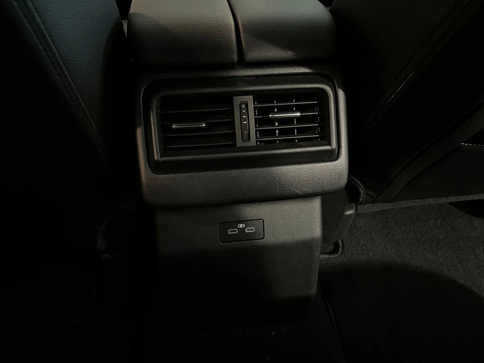 2025 Mazda CX-50 - Image 22 of 31