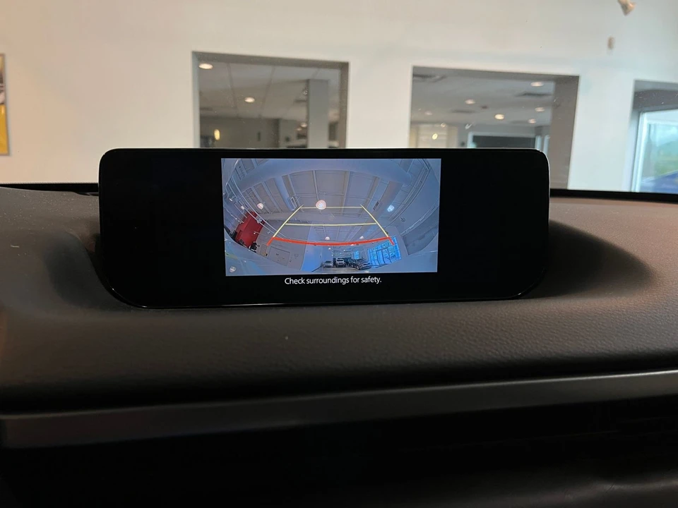 2025 Mazda CX-50 - Image 23 of 31