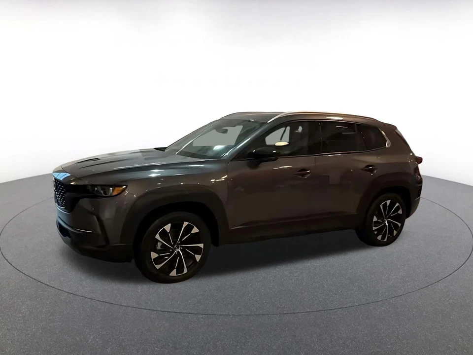 2025 Mazda CX-50 - Image 7 of 31