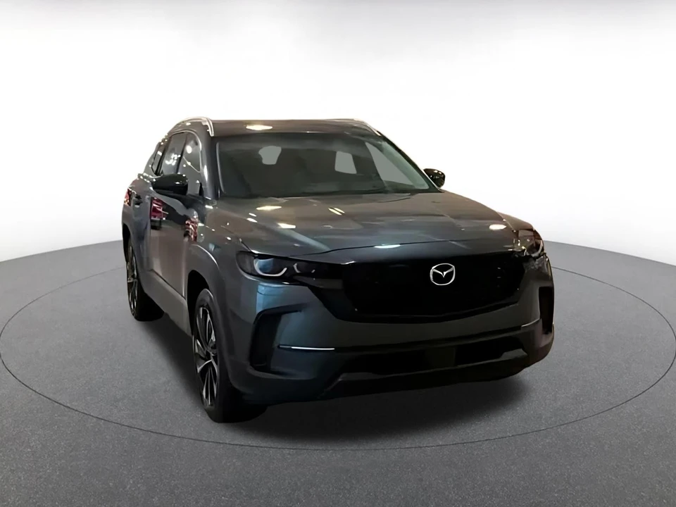 2025 Mazda CX-50 - Image 3 of 31