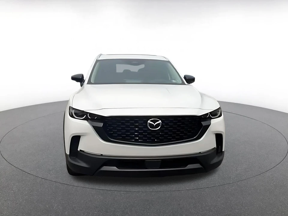 2025 Mazda CX-50 - Image 4 of 31