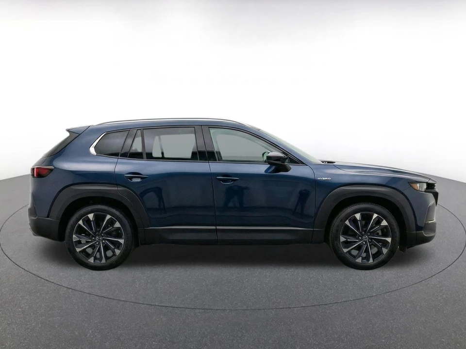 2025 Mazda CX-50 - Image 12 of 24