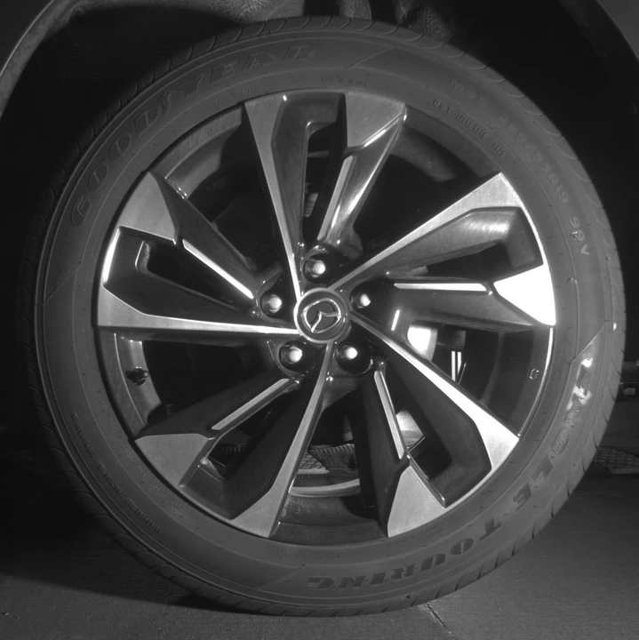 2025 Mazda CX-50 - Image 19 of 24