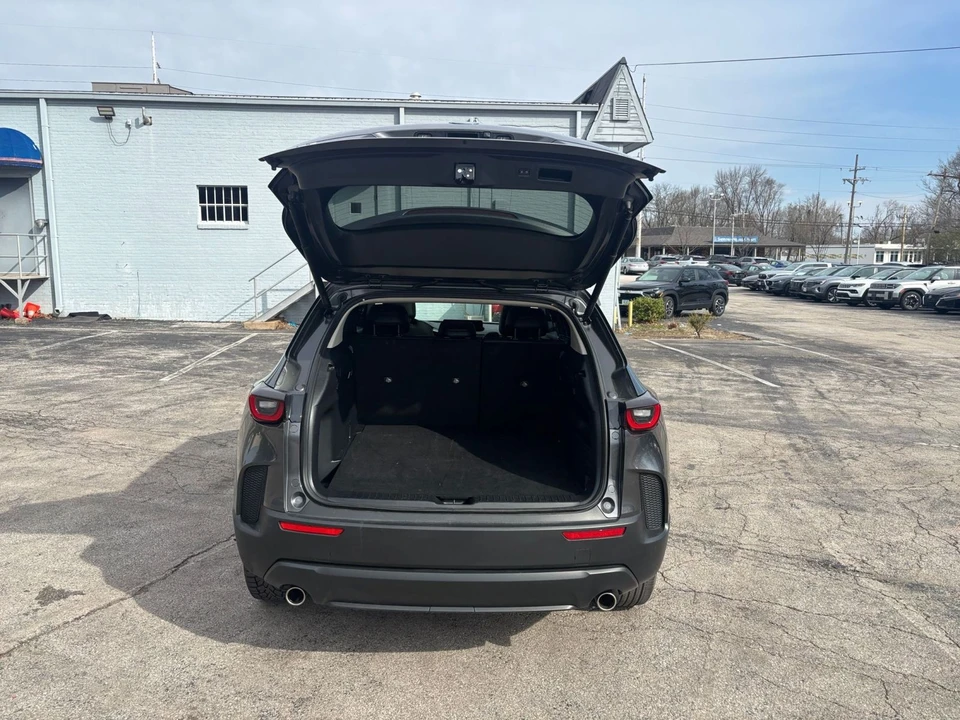 2025 Mazda CX-50 - Image 26 of 31