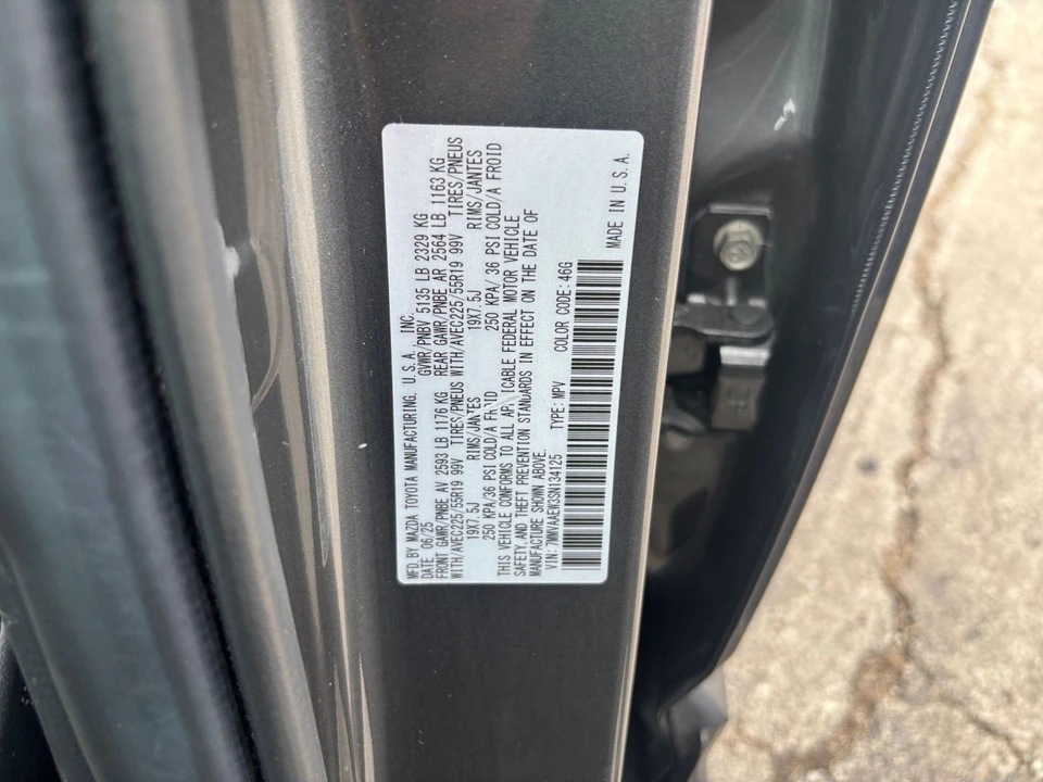 2025 Mazda CX-50 - Image 24 of 31