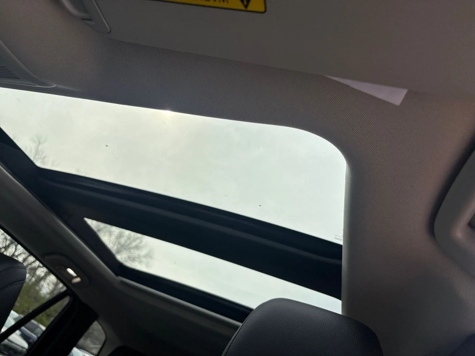2025 Mazda CX-50 - Image 23 of 31