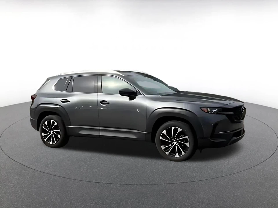 2025 Mazda CX-50 - Image 6 of 31