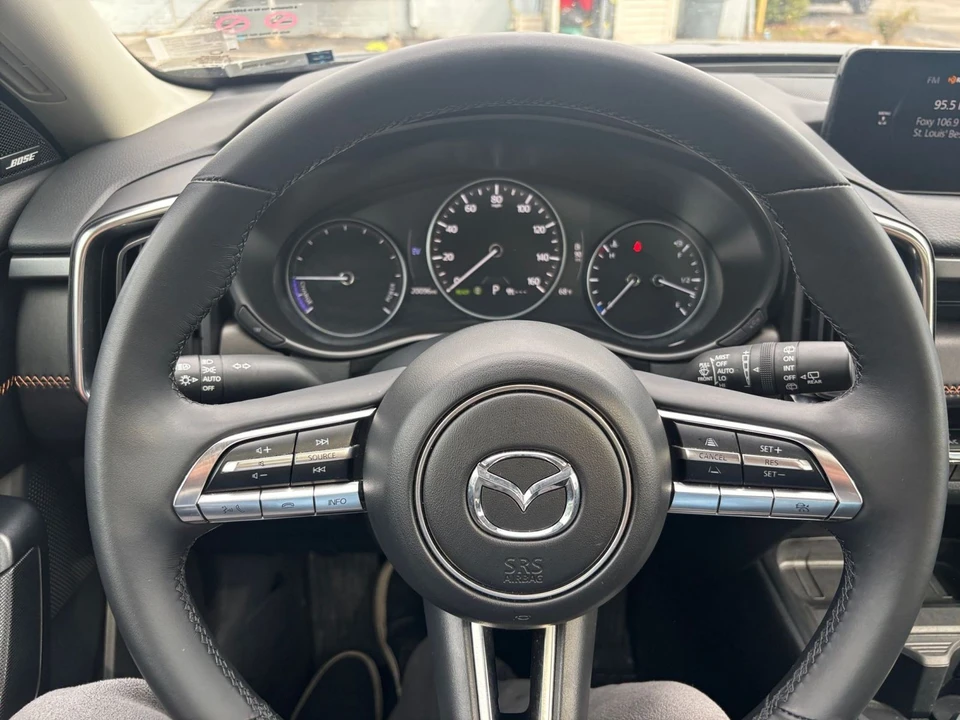 2025 Mazda CX-50 - Image 29 of 31