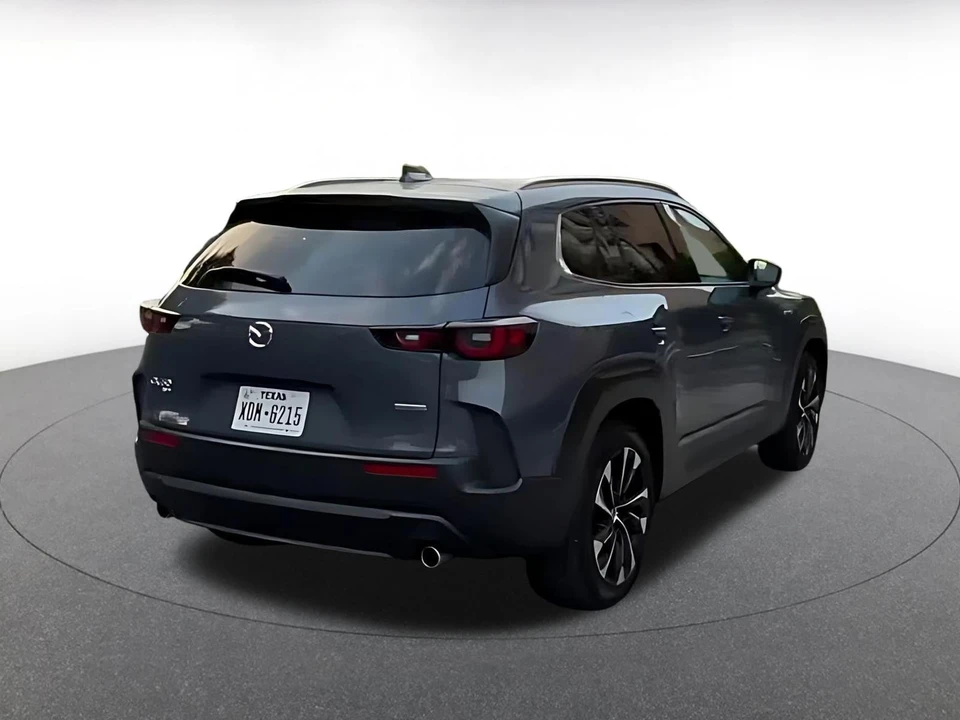 2025 Mazda CX-50 - Image 12 of 31
