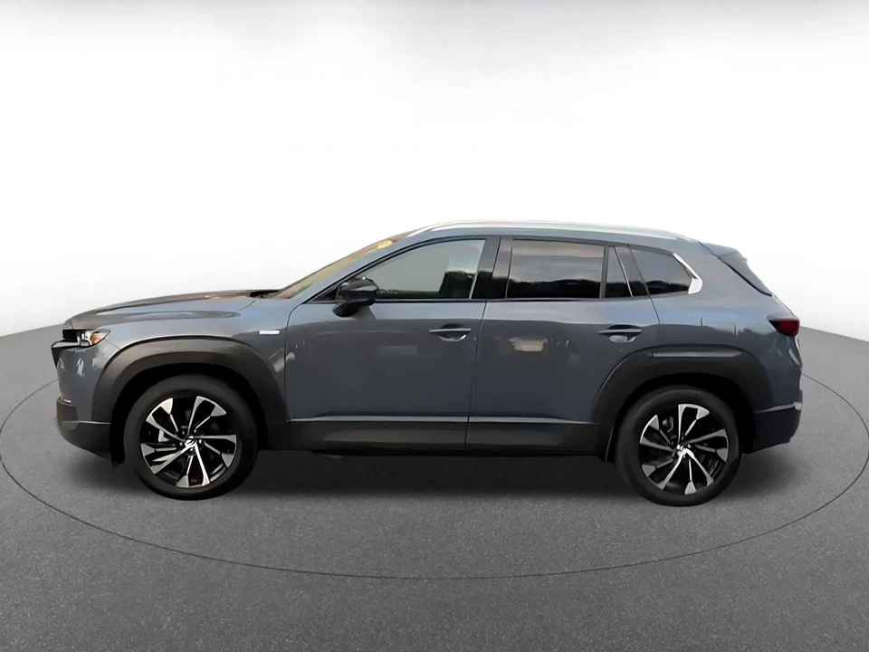 2025 Mazda CX-50 - Image 8 of 31