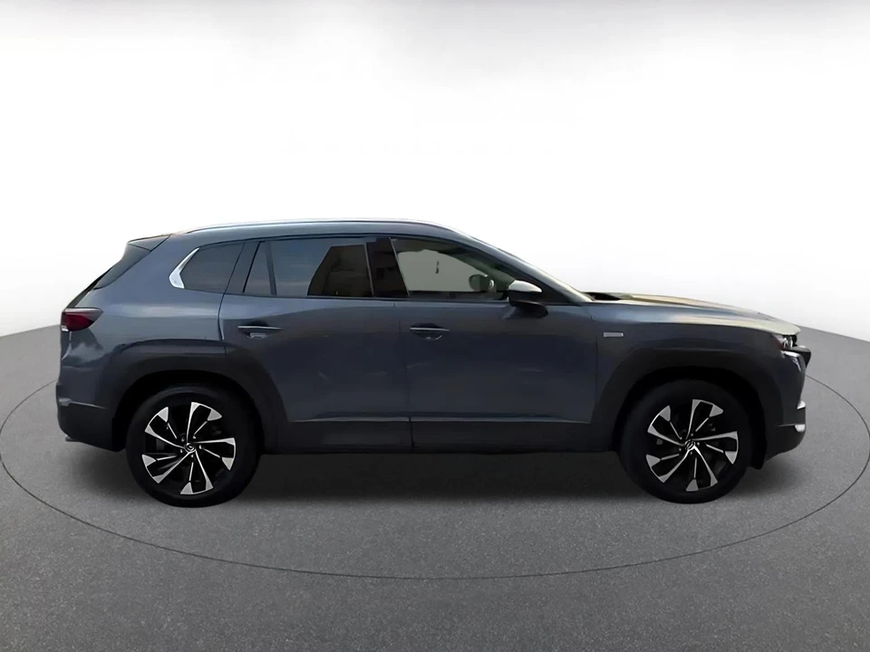 2025 Mazda CX-50 - Image 15 of 31
