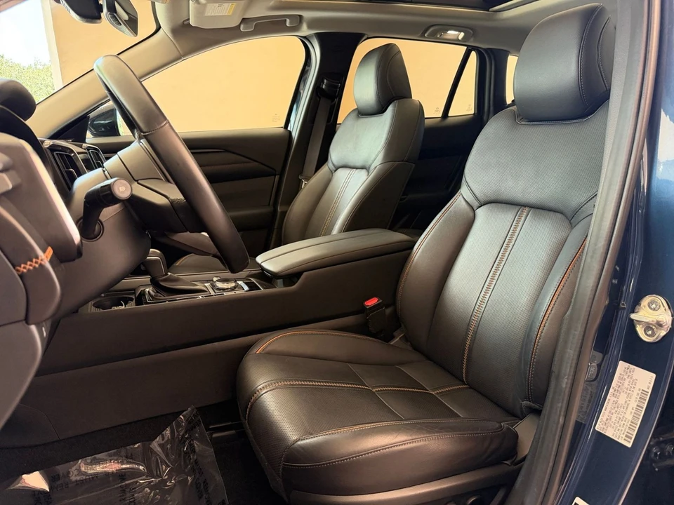 2025 Mazda CX-50 - Image 25 of 31