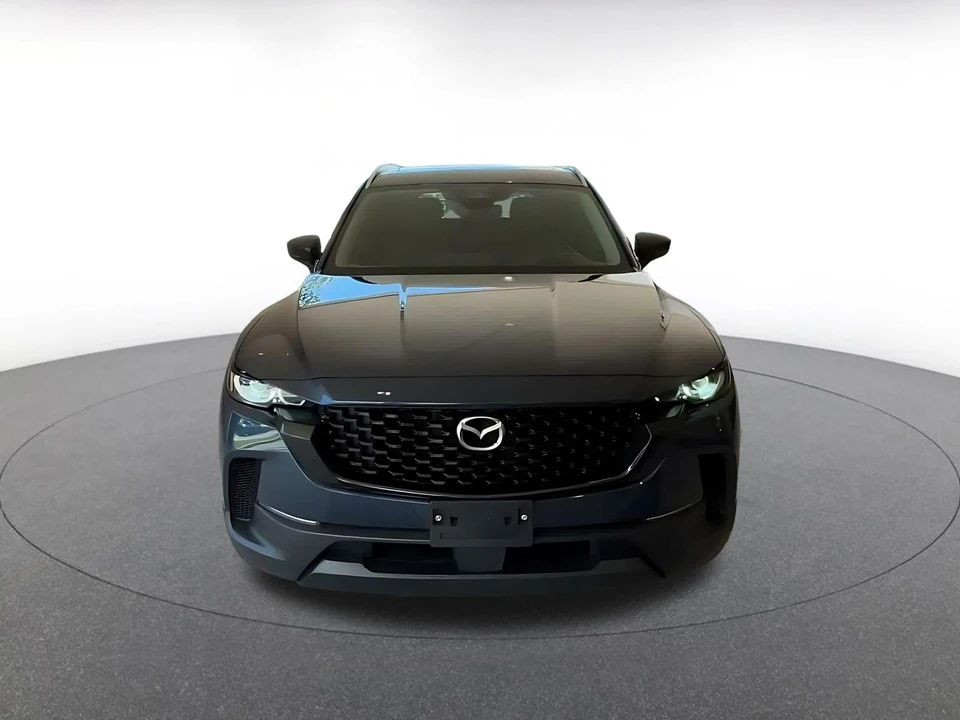 2025 Mazda CX-50 - Image 4 of 31
