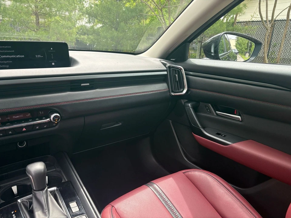 2025 Mazda CX-50 - Image 30 of 31